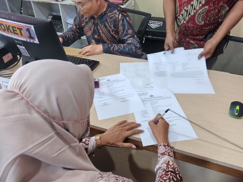 Husri Iramayanthi Resmi Laporkan Dugaan Penipuan dan Penggelapan Rp60 Juta ke Polres Lombok Tengah